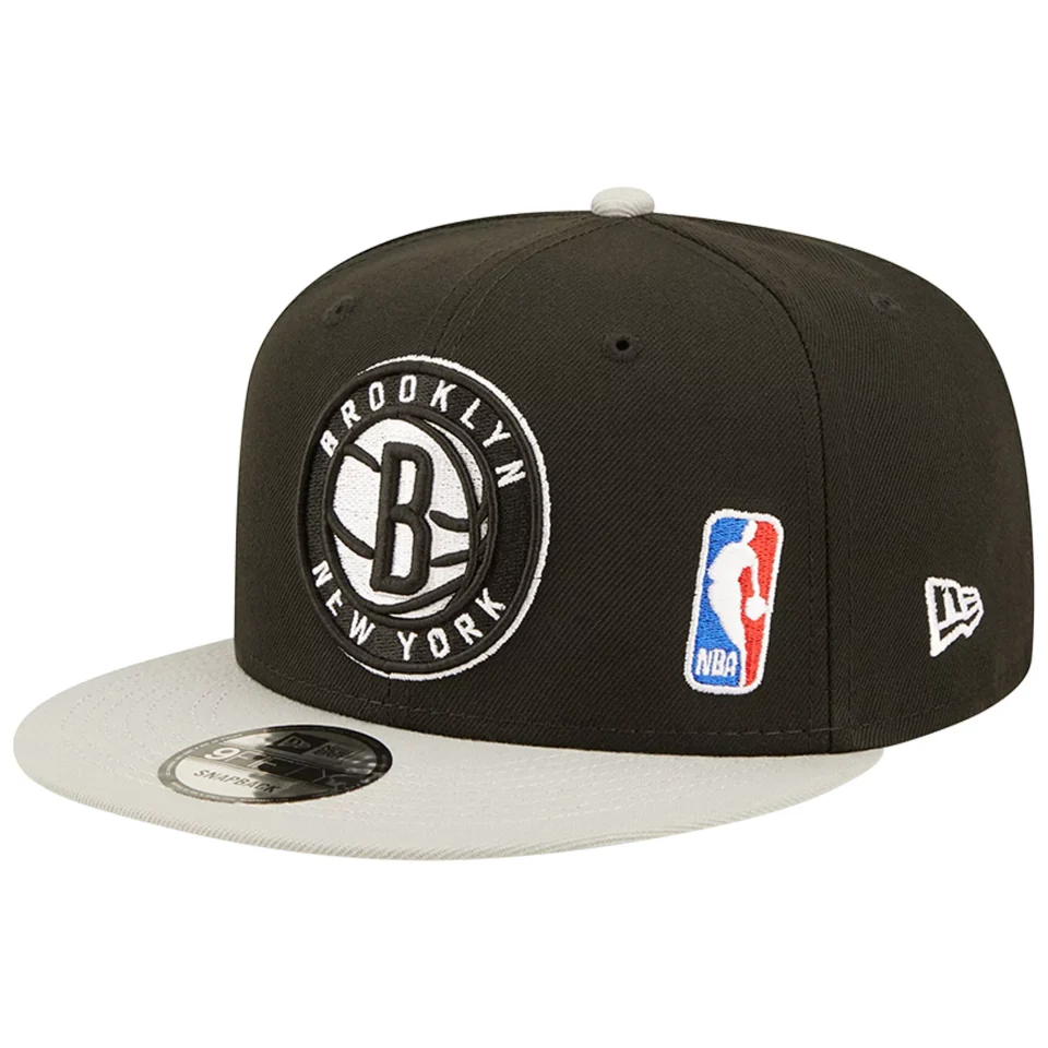 Gift-Ready Men's New Era Black/Gray Brooklyn Nets Back Letter Arch 9FIFTY Snapback Hat - OSFA